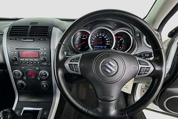 2013 Suzuki Grand Vitara JB