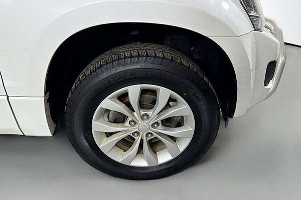 2013 Suzuki Grand Vitara JB