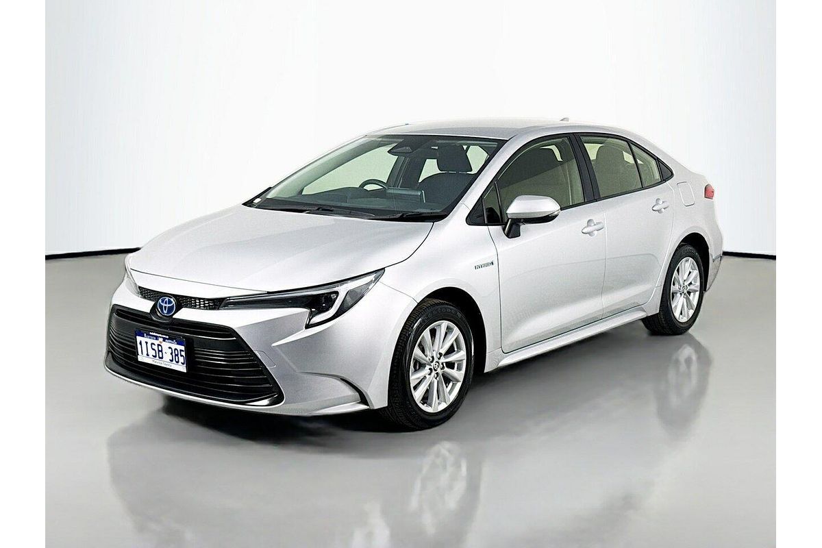 2023 Toyota Corolla Corolla Sedan 1.8L Hyb CVT Ascent Sport