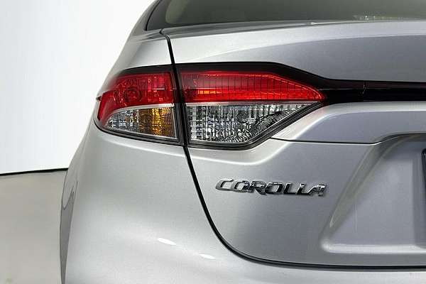 2023 Toyota Corolla Corolla Sedan 1.8L Hyb CVT Ascent Sport
