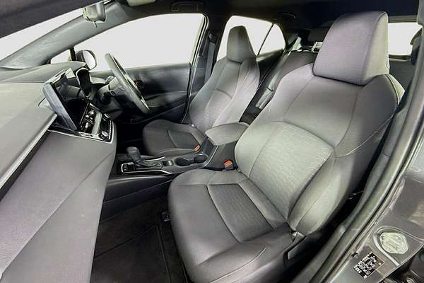 2022 Toyota Corolla Corolla Hatch 1.8L Hyb CVT Ascent Sport