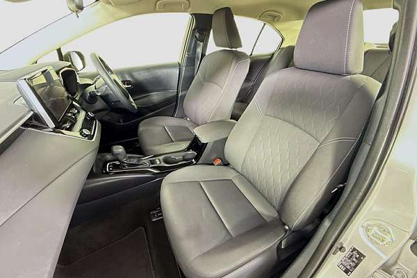 2023 Toyota Corolla Corolla Sedan 1.8L Hyb CVT Ascent Sport
