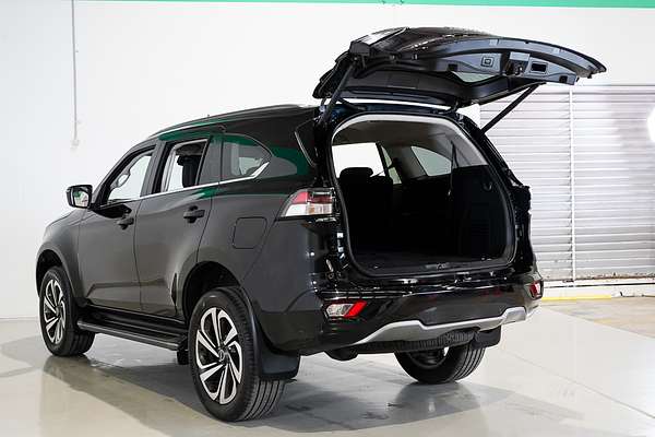2022 Isuzu MU-X LS-T