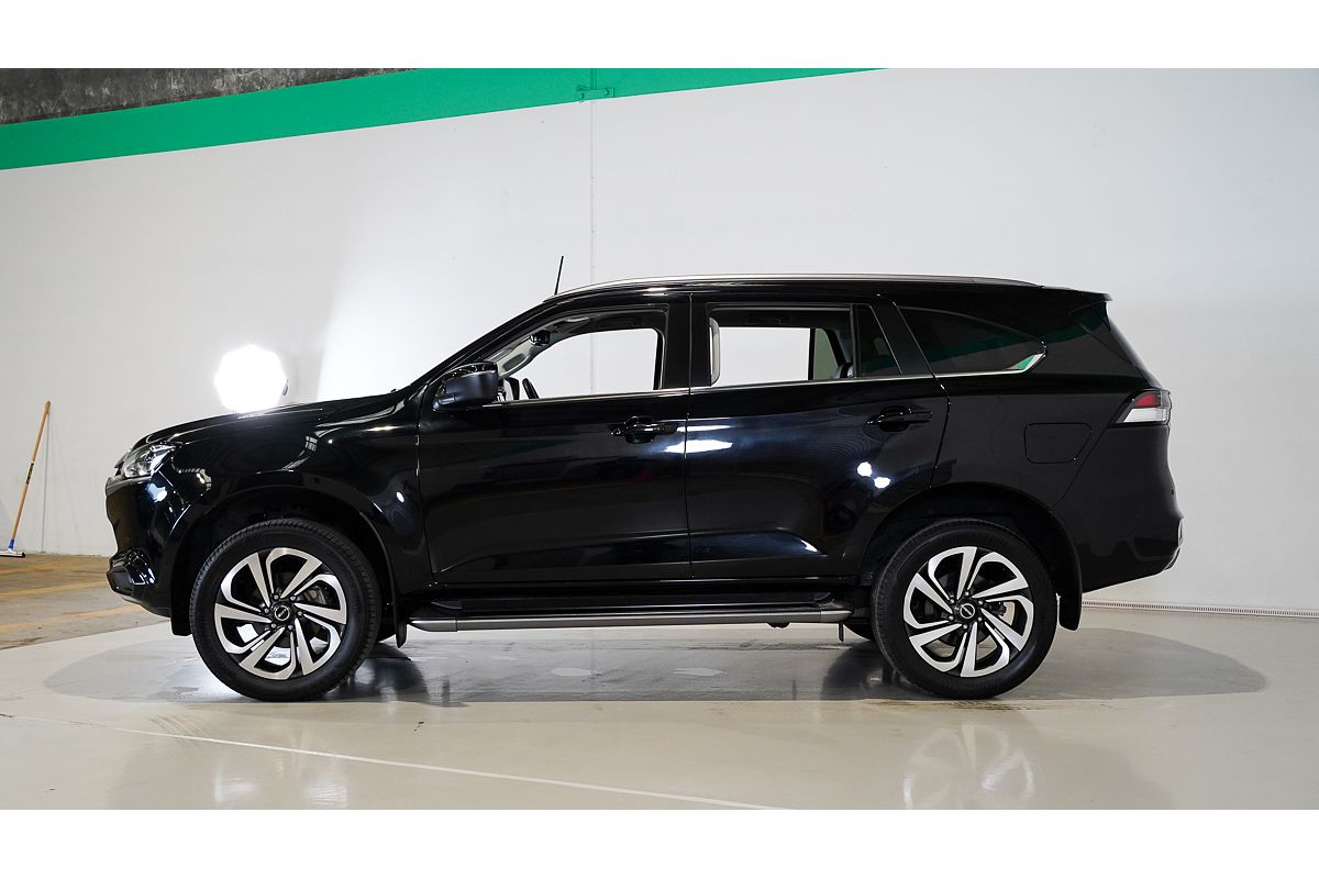 2022 Isuzu MU-X LS-T