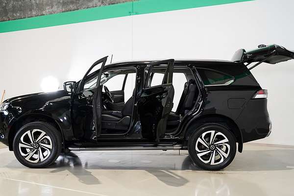 2022 Isuzu MU-X LS-T