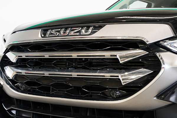2022 Isuzu MU-X LS-T