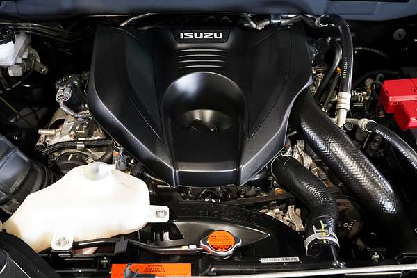 2022 Isuzu MU-X LS-T