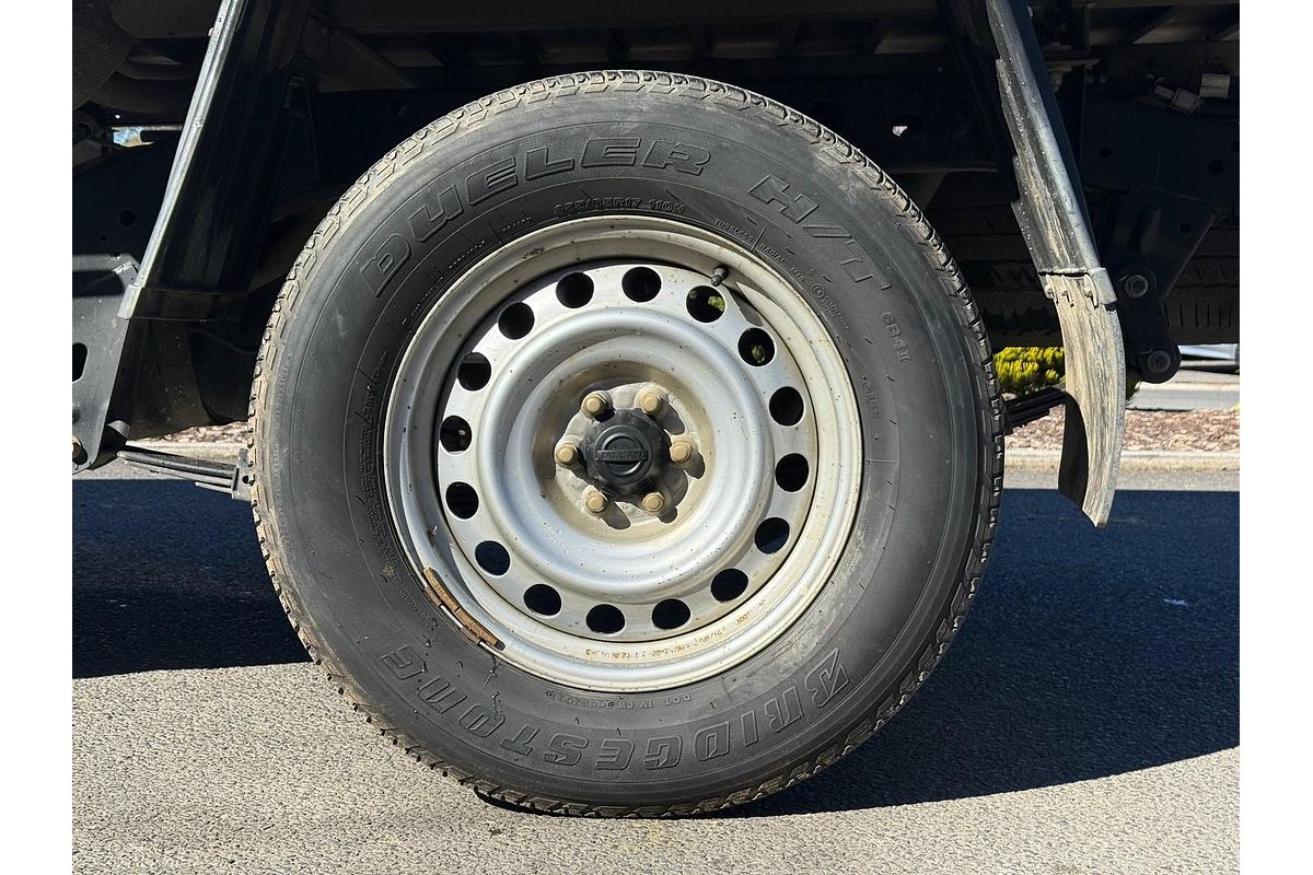 2021 Nissan Navara SL D23 Rear Wheel Drive