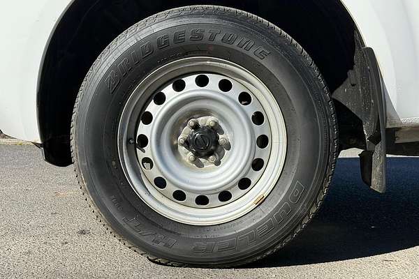 2021 Nissan Navara SL D23 Rear Wheel Drive