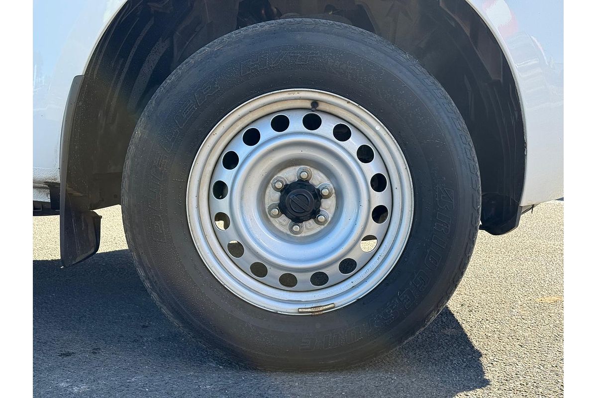 2021 Nissan Navara SL D23 Rear Wheel Drive