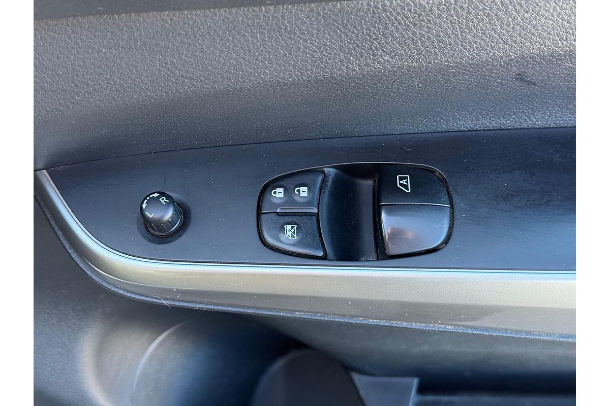 2021 Nissan Navara SL D23 Rear Wheel Drive