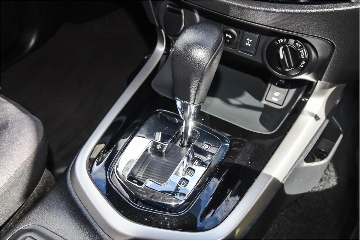 2018 Nissan Navara ST D23 Series 3 4X4
