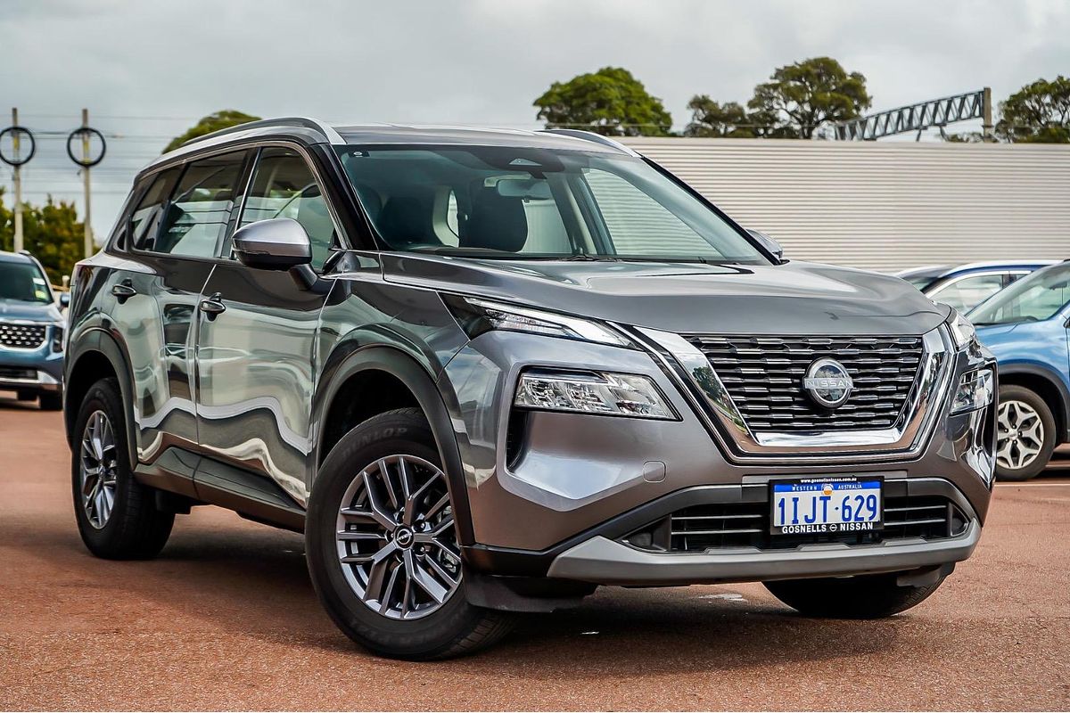 2024 Nissan X-TRAIL ST T33
