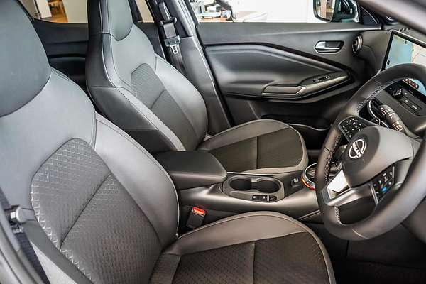 2024 Nissan JUKE ST-L F16