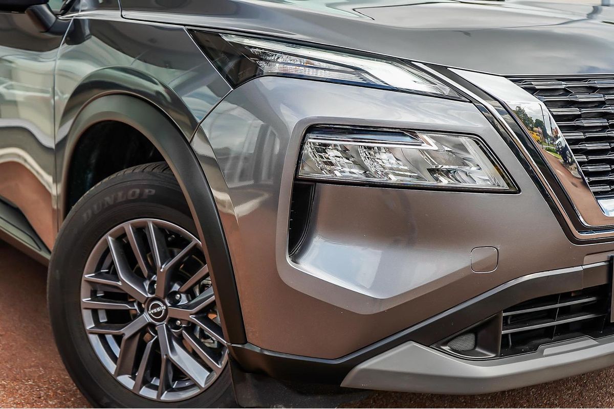 2024 Nissan X-TRAIL ST T33