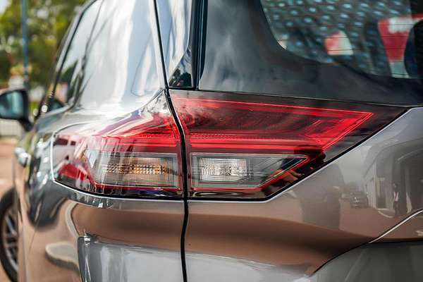 2024 Nissan X-TRAIL ST T33