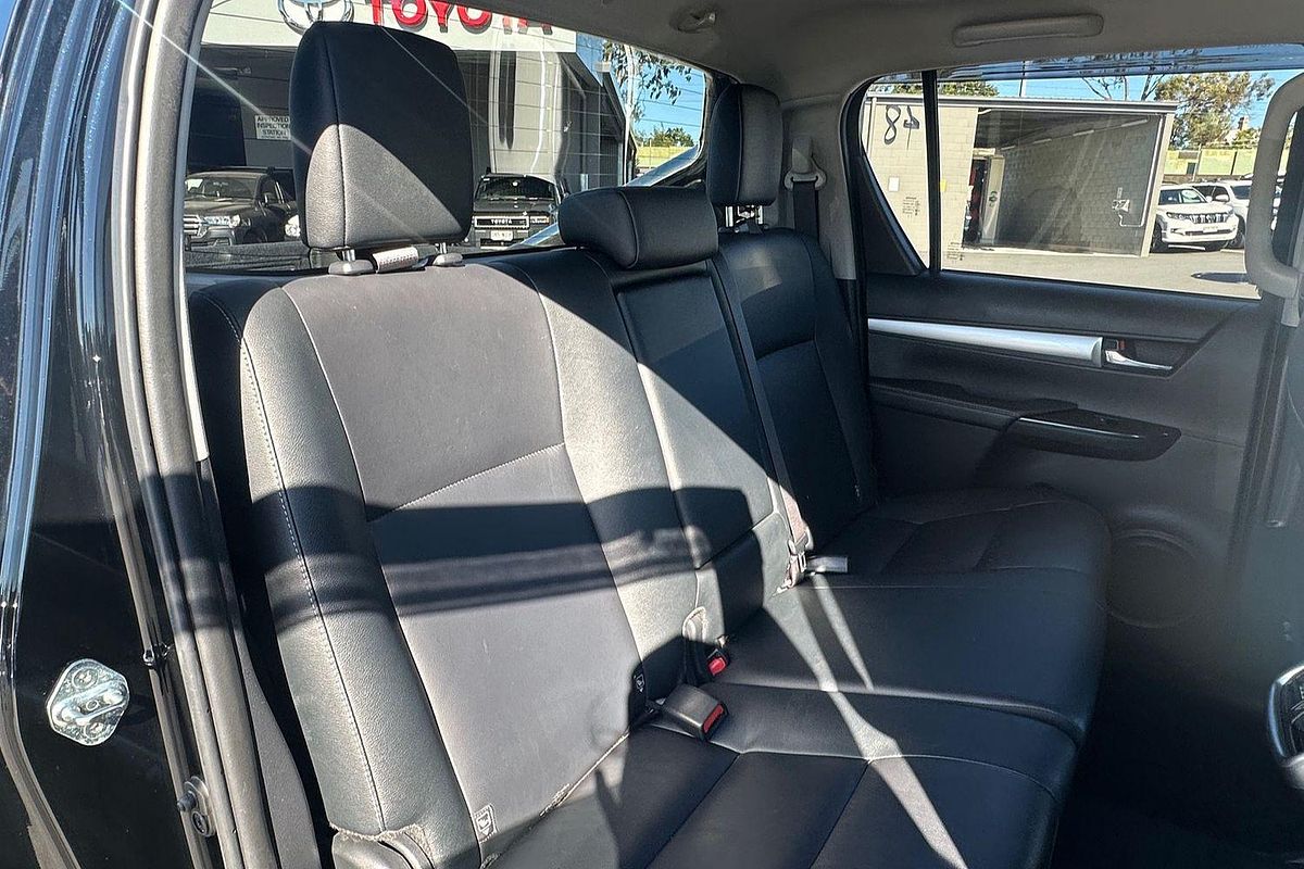 2023 Toyota Hilux SR5 GUN126R 4X4