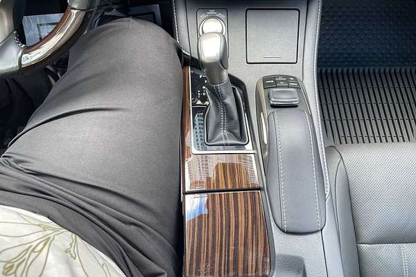 2017 Lexus ES