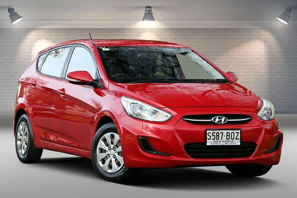 2014 Hyundai Accent Active RB2