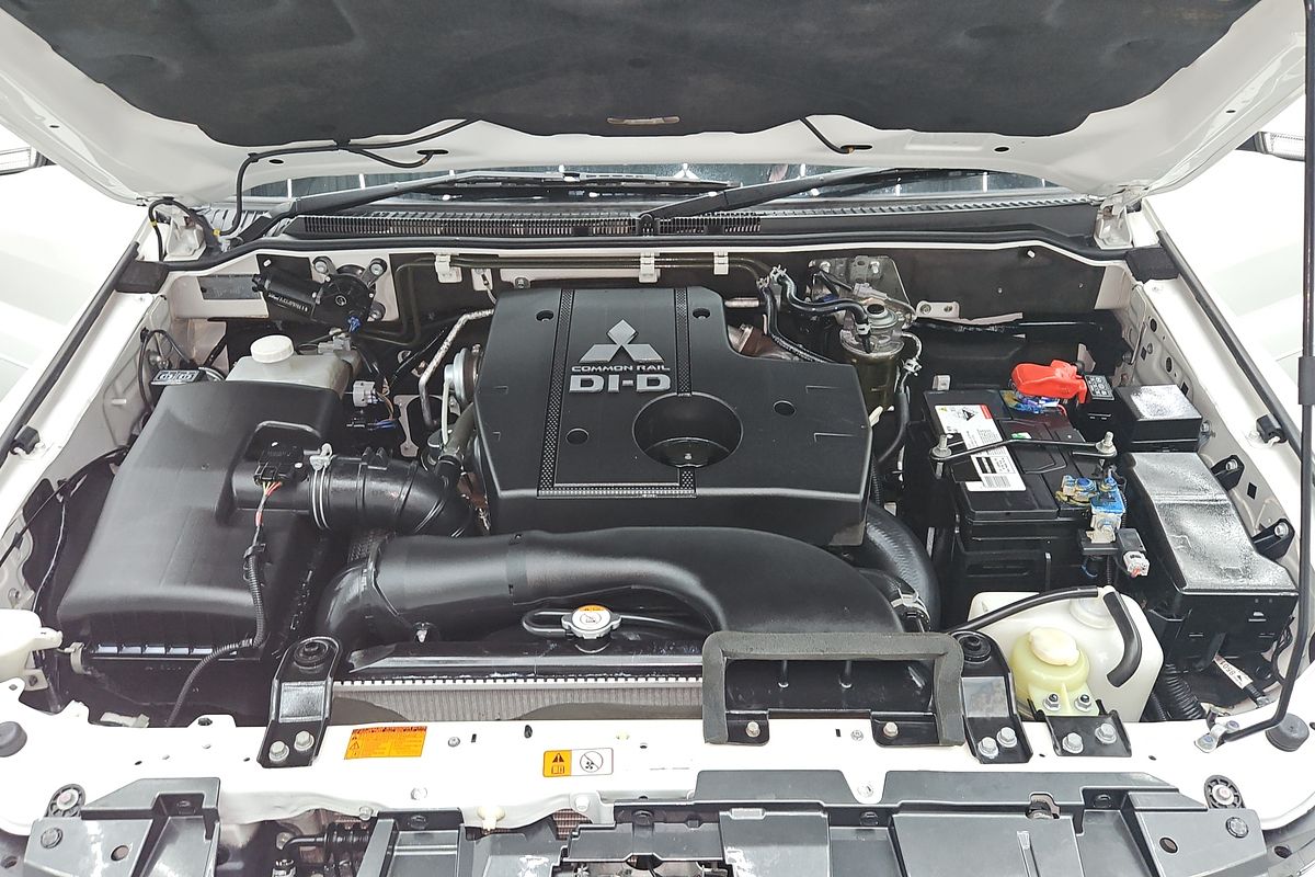 2021 Mitsubishi Pajero GLX Final Edition NX