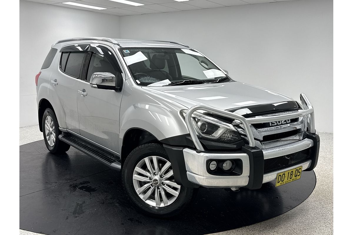 2018 Isuzu MU-X LS-T