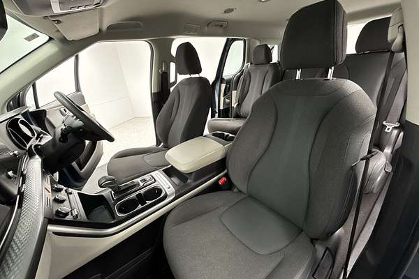 2023 Kia Carnival S KA4