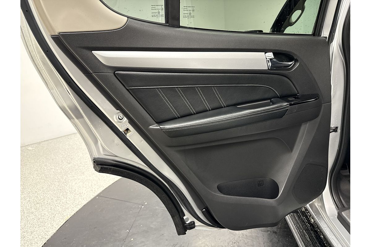 2018 Isuzu MU-X LS-T