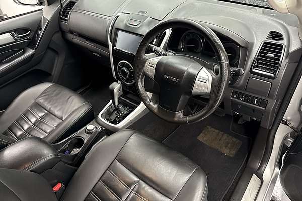 2018 Isuzu MU-X LS-T