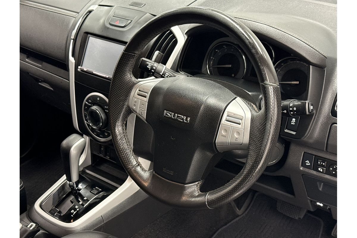 2018 Isuzu MU-X LS-T
