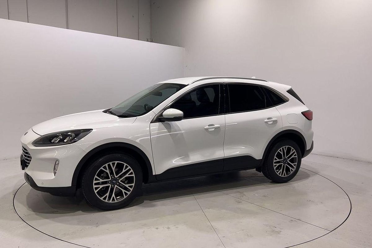 2021 Ford Escape ZH