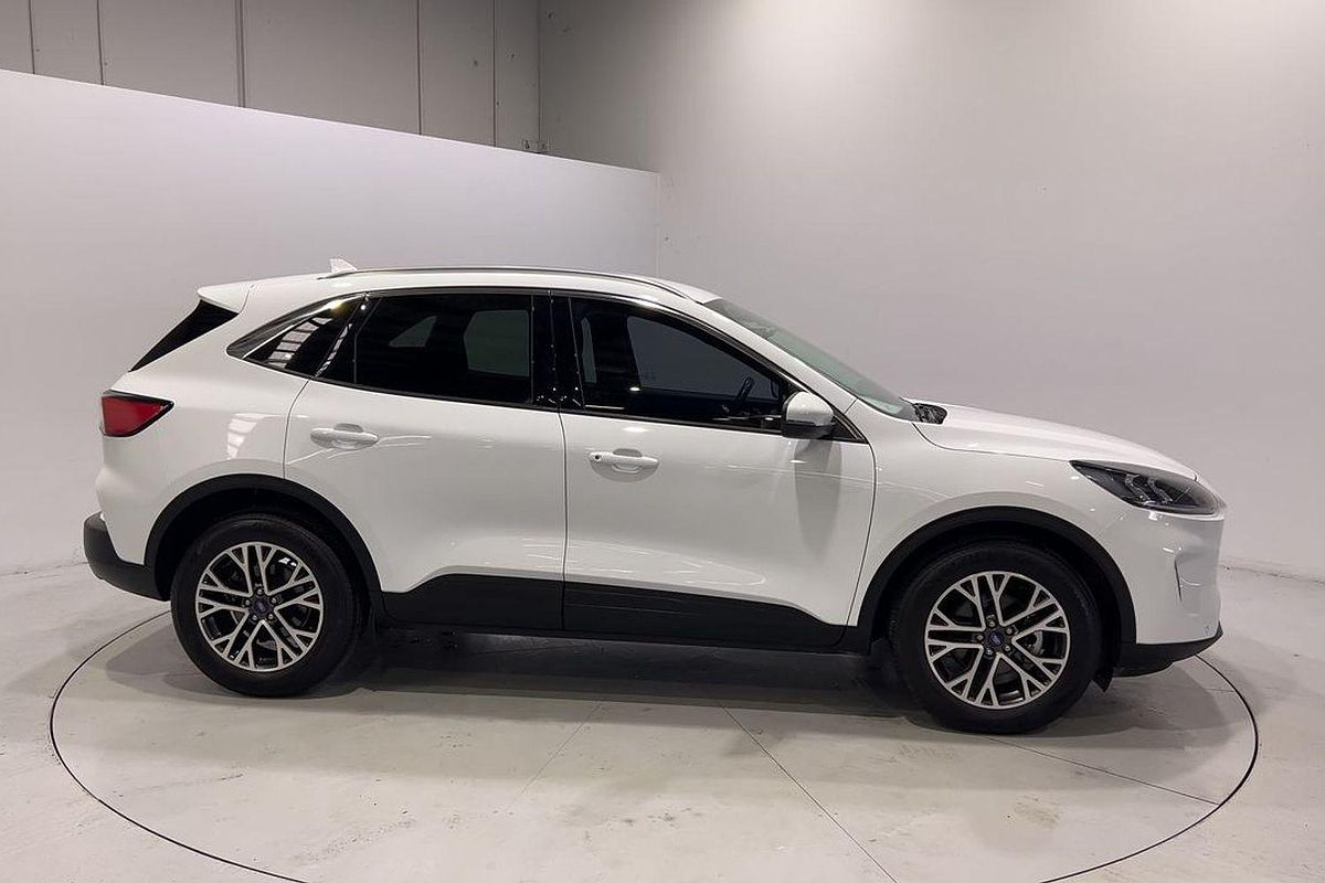 2021 Ford Escape ZH