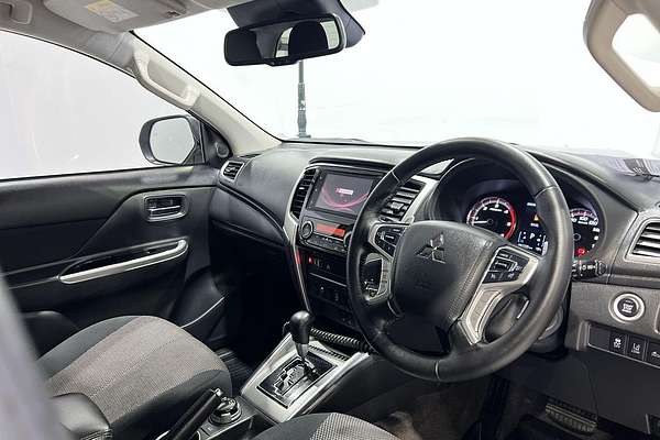 2021 Mitsubishi Triton GLS MR 4X4