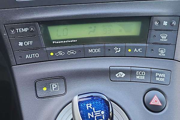 2011 Toyota Prius IV