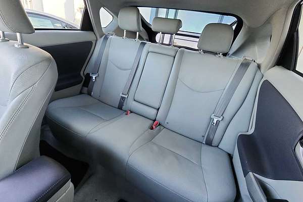 2011 Toyota Prius IV