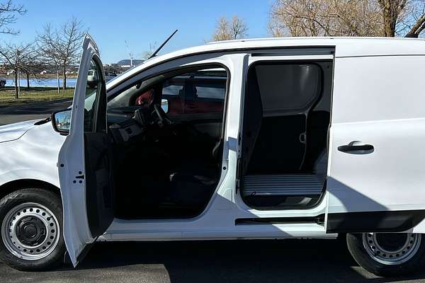 2025 Renault Kangoo L1 XFK SWB