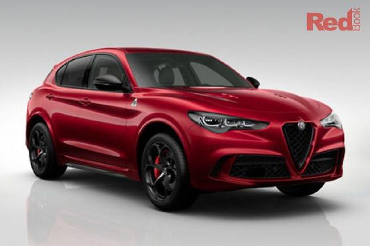 2025 Alfa Romeo Stelvio Quadrifoglio Series 5