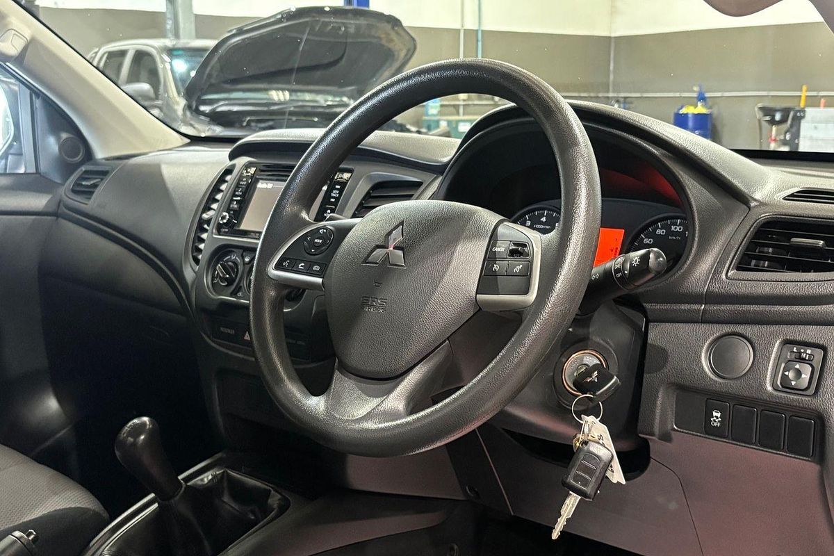 2022 Mitsubishi Triton GLX MR Rear Wheel Drive