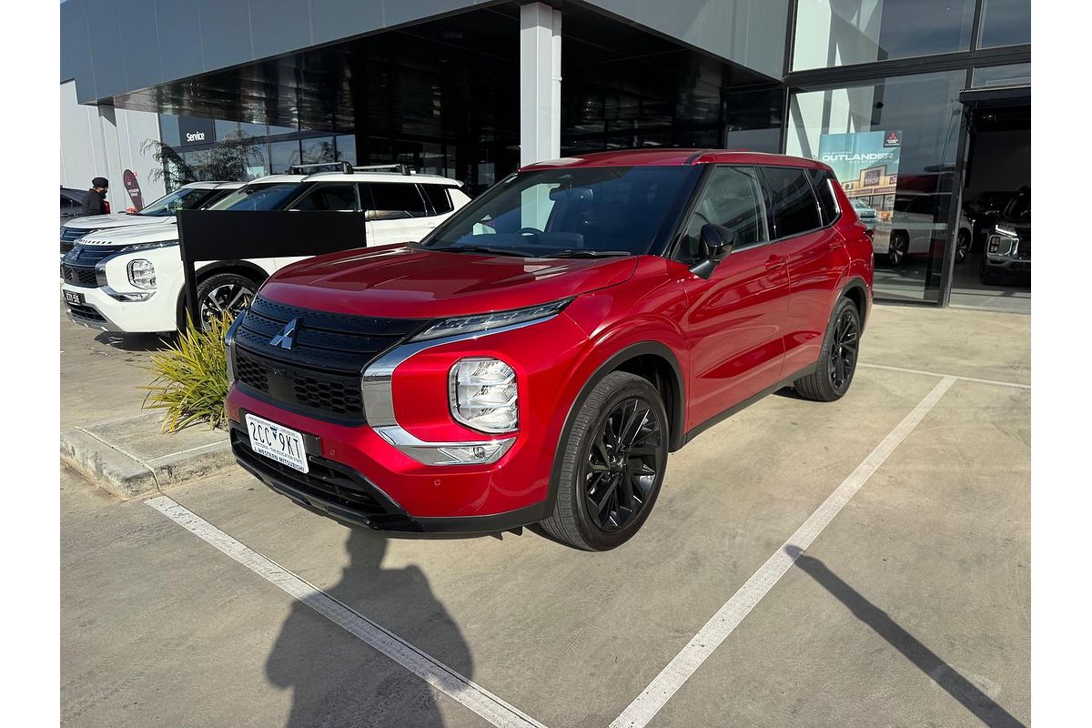 2024 Mitsubishi Outlander Black Edition ZM