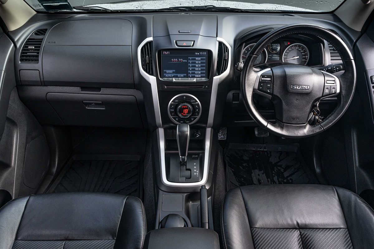 2018 Isuzu D-MAX Ls-T Dc 3.0D/6At