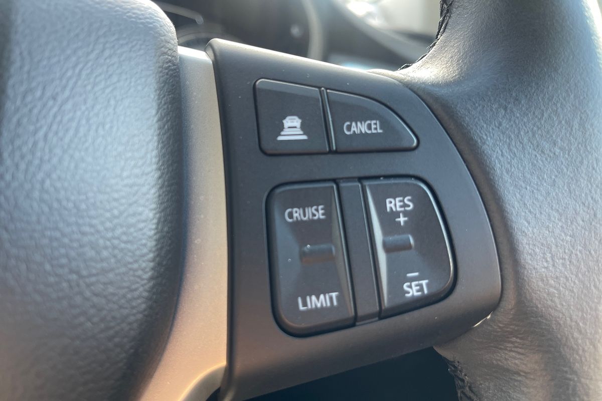 2023 Suzuki S-Cross GL+ JYB