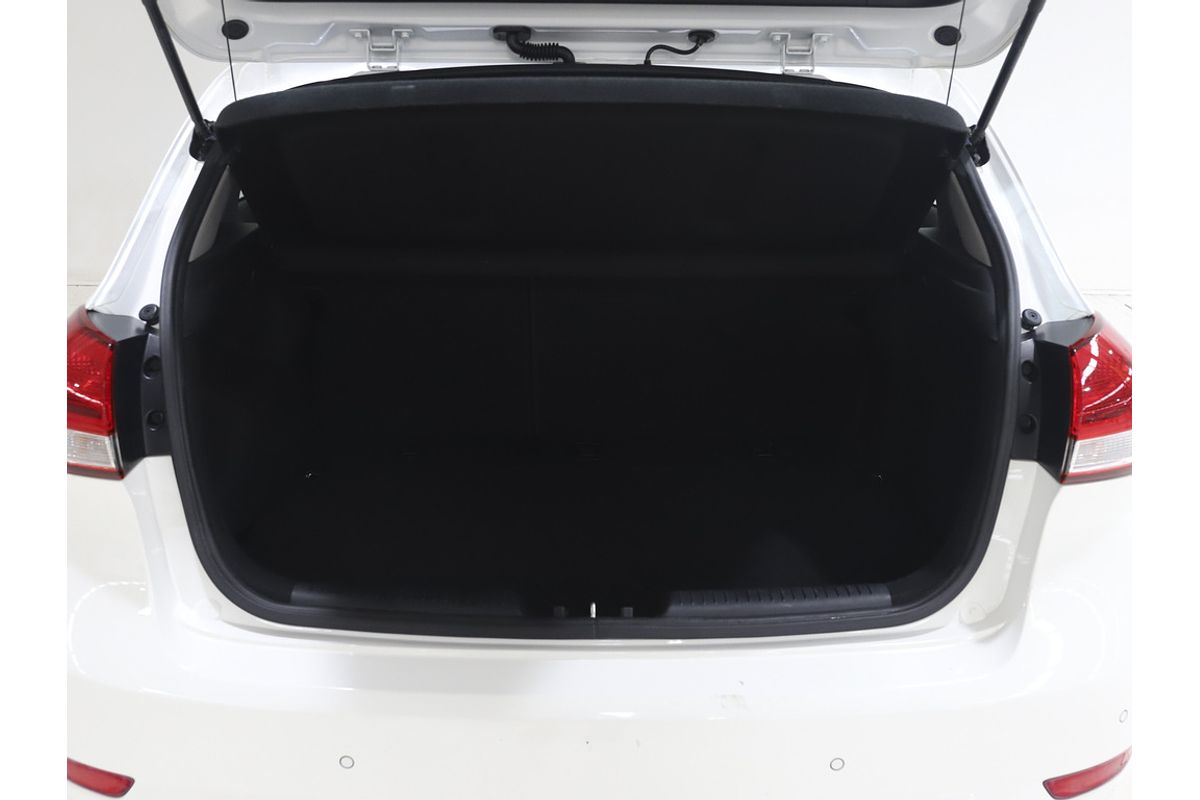 2018 KIA CERATO S (AV) AUTO 5D HATCHBACK 4CYL