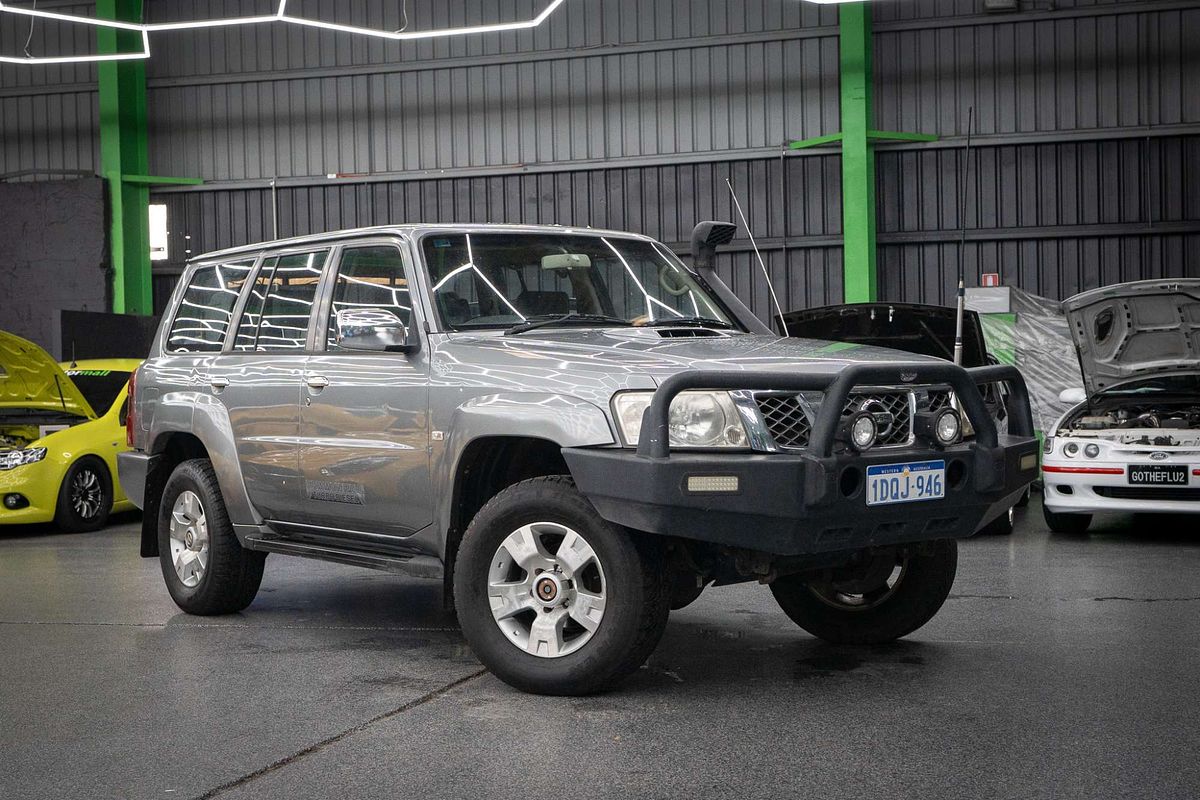 2009 Nissan Patrol ST GU 6