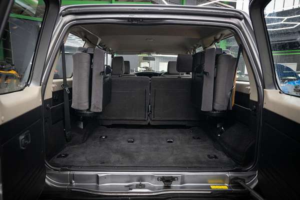 2009 Nissan Patrol ST GU 6