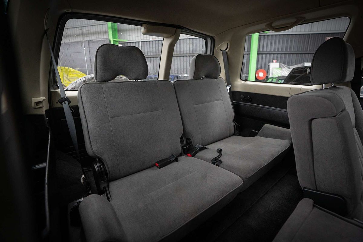 2009 Nissan Patrol ST GU 6