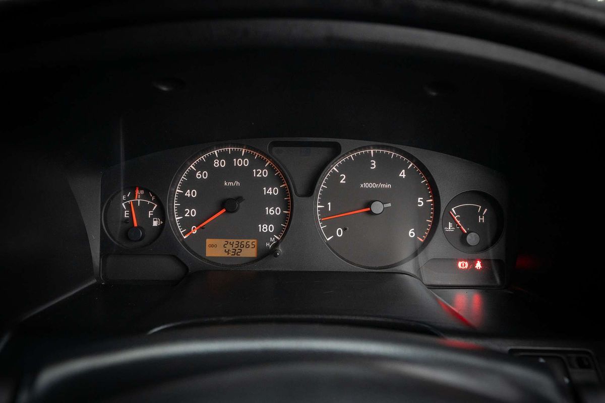 2009 Nissan Patrol ST GU 6