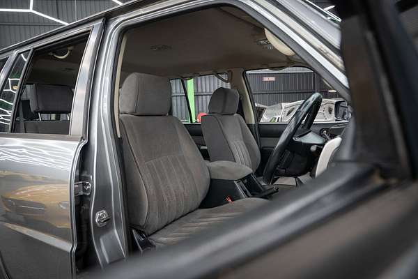 2009 Nissan Patrol ST GU 6