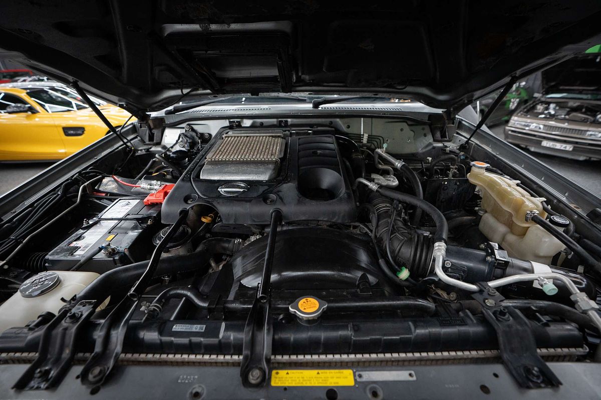 2009 Nissan Patrol ST GU 6