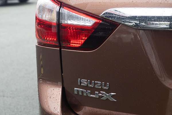 2014 Isuzu MU-X LS-U
