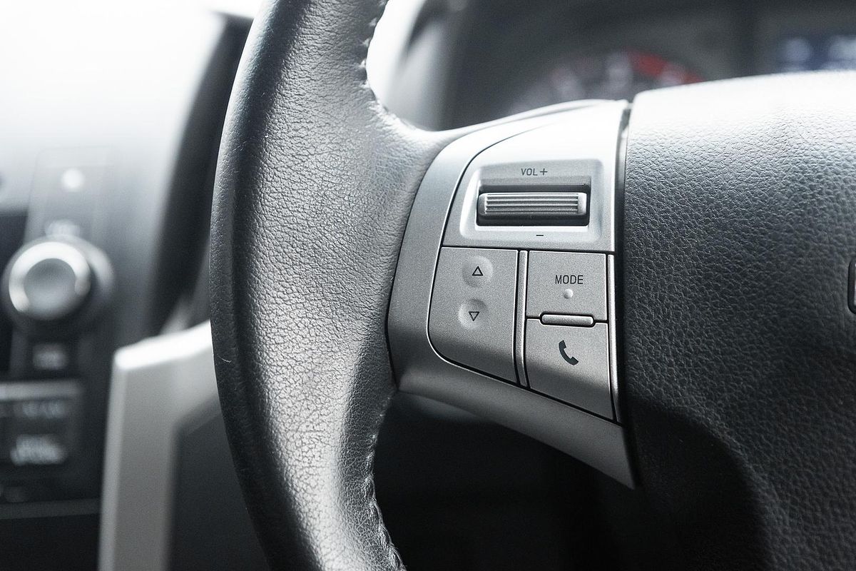 2014 Isuzu MU-X LS-U