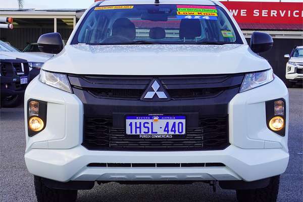 2022 Mitsubishi Triton GLX MR 4X4